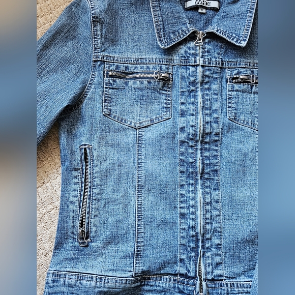 Jean Jacket - Picture 3 of 8